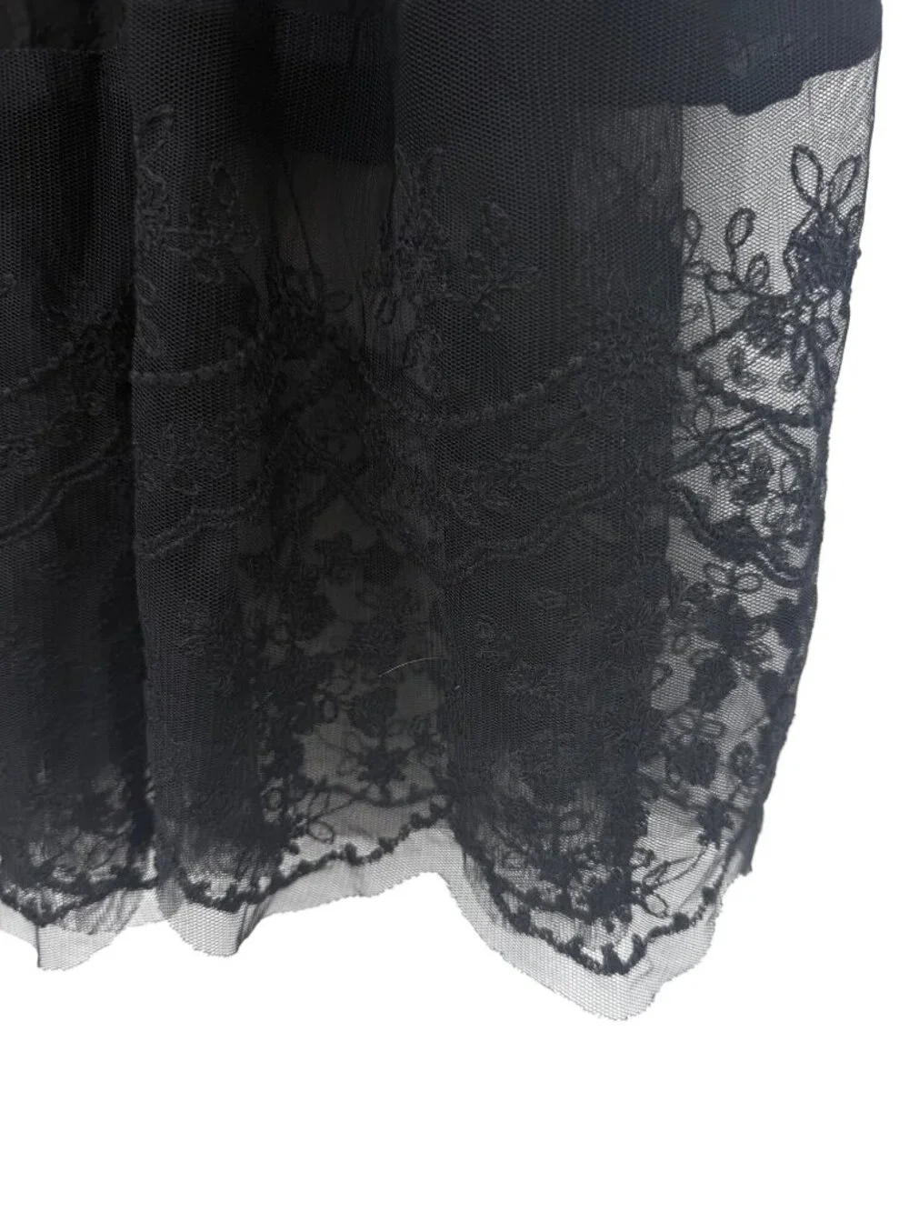 SUSAN GRAVER BLACK TIERED BOHO CROCHET MAXI SKIRT W/ LACE BOTTOM - L